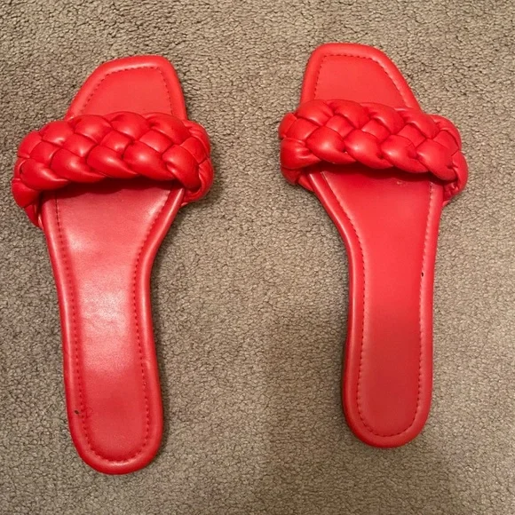 Braided Strap Slide Sandals - Picture 3 of 4